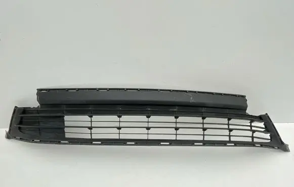 Toyota RAV 4 (XA30) Front bumper lower grill 5311342080