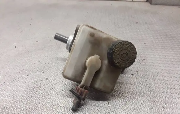 Volvo S80 Master brake cylinder 03350884532 03350884522
