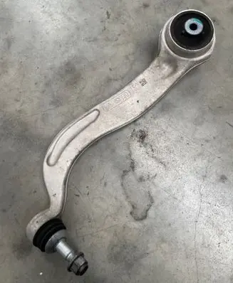 BMW 2 G42 Front control arm 6894676