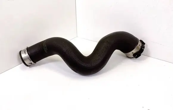 Intercooler hose/pipe