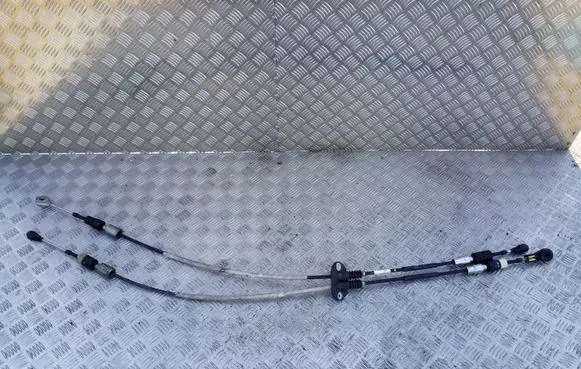 Gear shift cable linkage