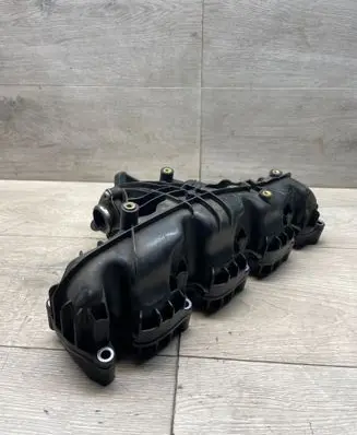 Volkswagen Golf VII Intake manifold 03l129711