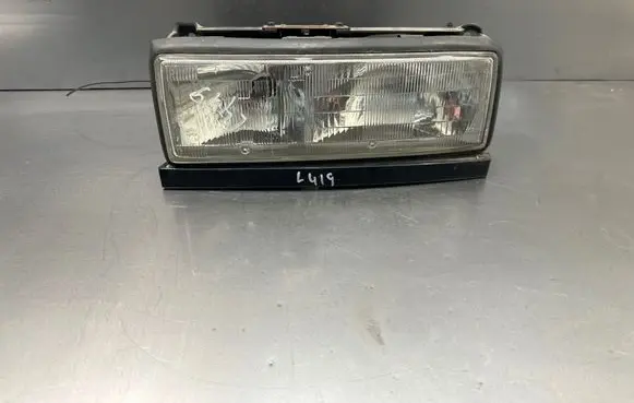 Cadillac STS Seville Headlight/headlamp 16504643
