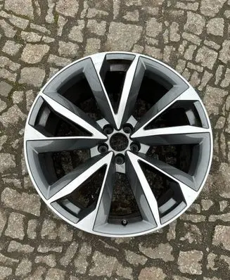Audi Q7 4M R21 alloy rim 4M0601025BP