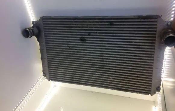 Toyota Corolla Verso E121 Intercooler radiator 0R010 JD1271002220