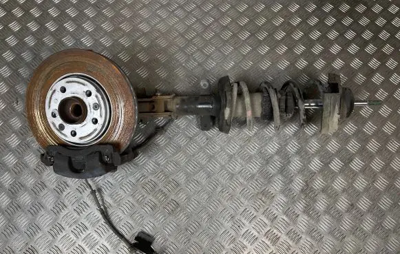 Renault Trafic III (X82) Front wheel hub spindle knuckle