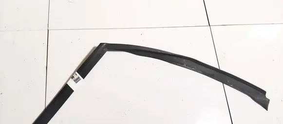 Renault Espace III Rubber seal front coupe door 