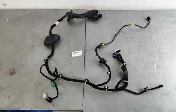 Ram 1500 Front door wiring loom 68361306AD