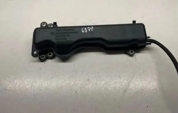 Vacuum air tank