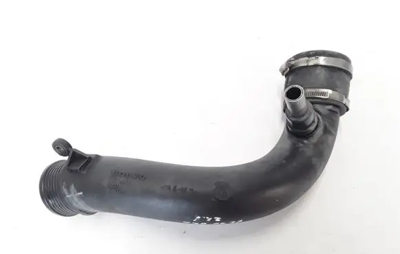 Volvo XC70 Intercooler hose/pipe 30714480
