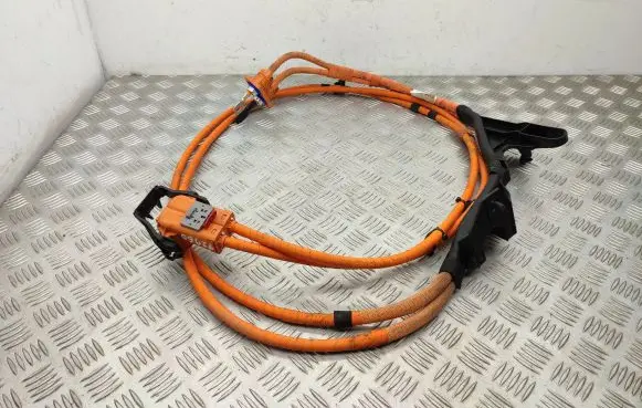 Positive cable (battery)