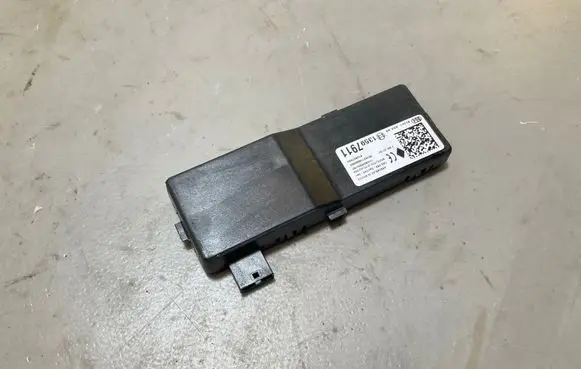 Keyless (KESSY) go control unit/module