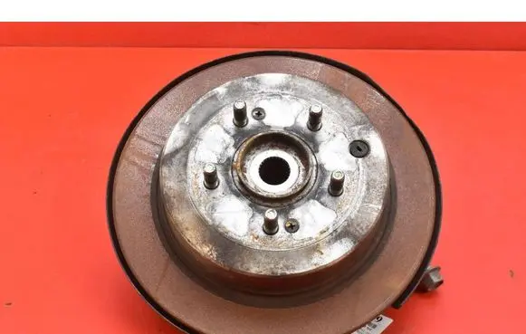 Hyundai Tucson JM Front wheel hub spindle knuckle