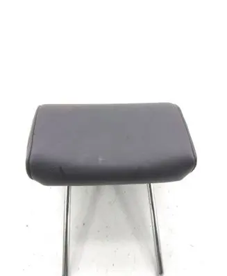 Hyundai i30 Rear seat headrest 