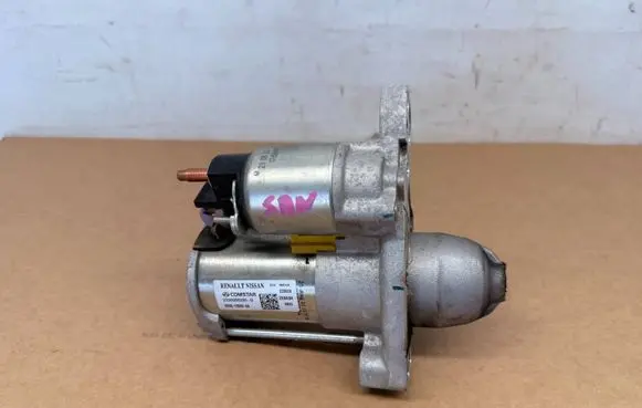 Dacia Sandero III Starter motor SAN3ROZR1 233008820R