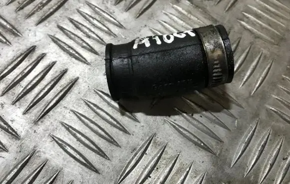 Audi A4 S4 B5 8D Intercooler hose/pipe 034133999h