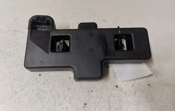 Fiat Bravo - Brava Tail light bulb cover holder 37210751