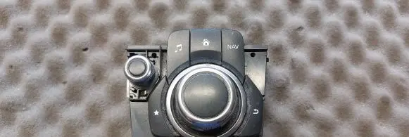 Mazda 3 III Head unit multimedia control B45A66CM0C
