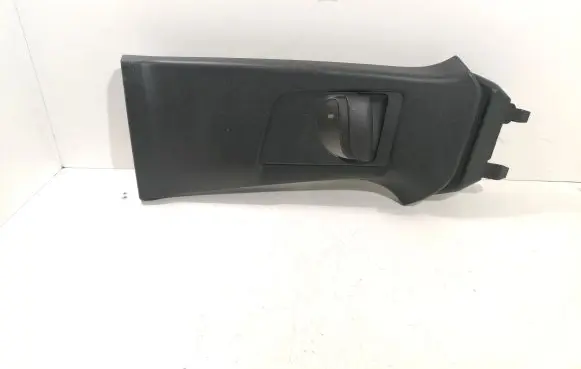 Volvo V40 (B) pillar trim (top) 31307224 31102349