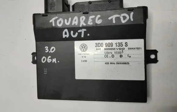 Volkswagen Touareg I Keyless (KESSY) go control unit/module 3D0909135S 5WK47021 5WK48825