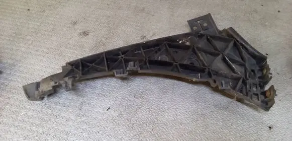 Audi Q7 4L Front bumper mounting bracket 4L0807283A