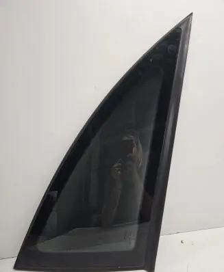 Renault Laguna II Rear side window