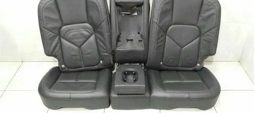Porsche Cayenne (92A) Rear seat