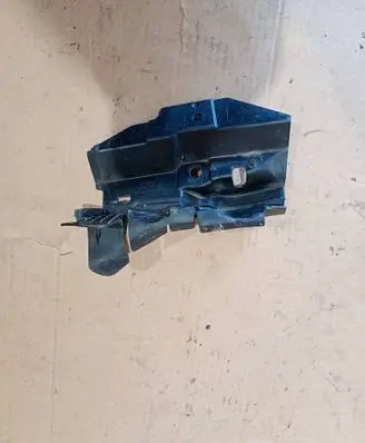Ford Galaxy Fender end trim EM2B-R02079-AB