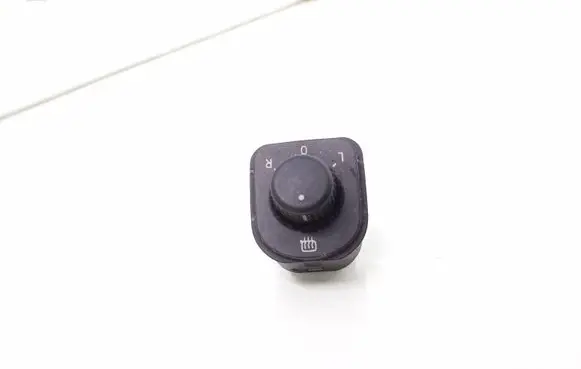 Volkswagen PASSAT B6 Wing mirror switch 1K0959565F
