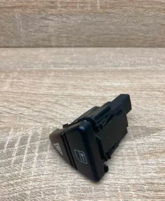 Mercedes-Benz A W168 Hazard light switch 1688206710 33100101