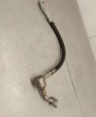 Air conditioning (A/C) pipe/hose