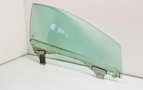 Volkswagen PASSAT CC Front door window glass four-door 43R000313 A011404 DOT90AS2M26426