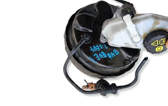 Land Rover Evoque I Brake booster BJ322B195AD