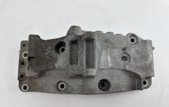 BMW 3 F30 F35 F31 Generator/alternator bracket 7619250