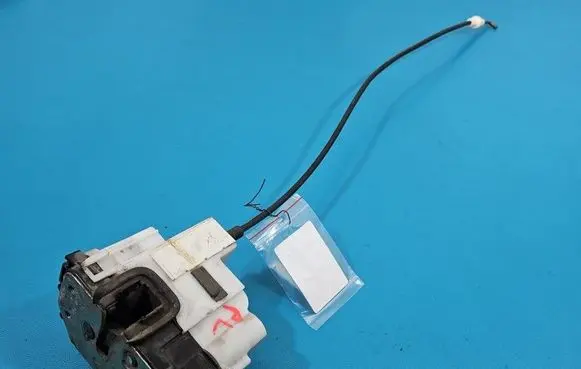 Fiat Panda II Front door lock 46810999 IMPRK1584266