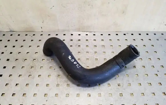 Toyota Avensis Verso Engine coolant pipe/hose