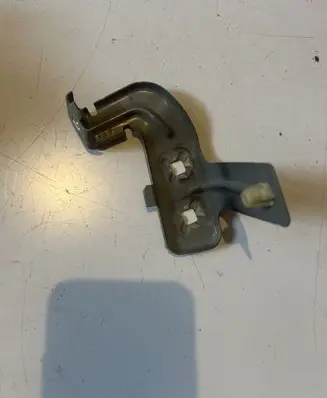BMW 4 F32 F33 Fender mounting bracket 7255821
