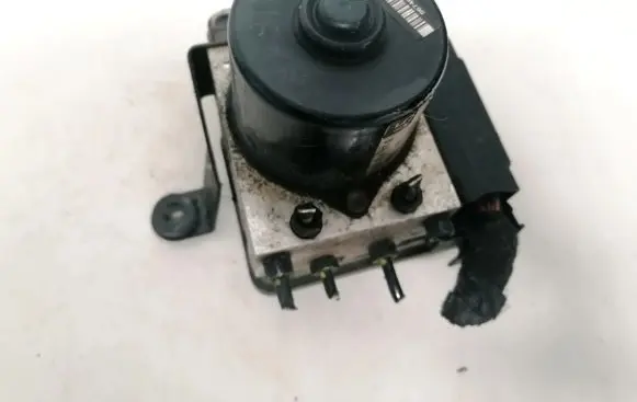 Skoda Octavia Mk1 (1U) ABS Pump 1c0907379l 10.0960-0334.3