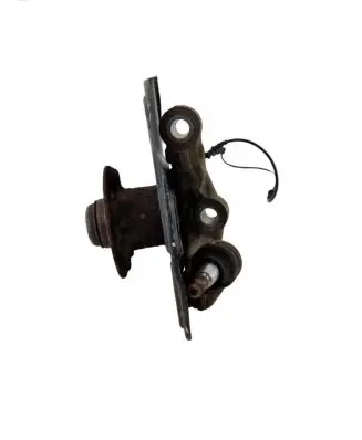 Mercedes-Benz E W212 Front wheel hub