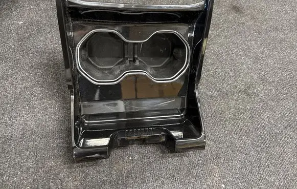 Jeep Grand Cherokee WL Cup holder front 68541928AA 67882