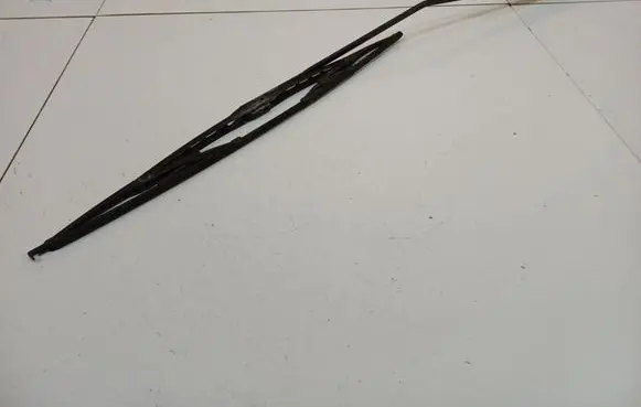 Renault Laguna I Front wiper blade arm 7700821934