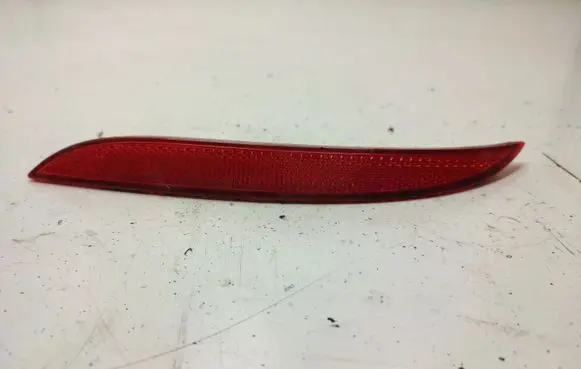 BMW 3 E90 E91 Rear tail light reflector 7183913