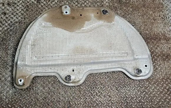 Volkswagen Tiguan Allspace Exhaust heat shield 5QF825701D