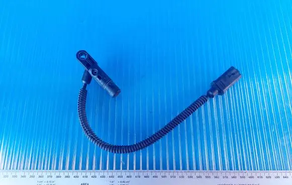 Ford Focus Camshaft position sensor 9664430980