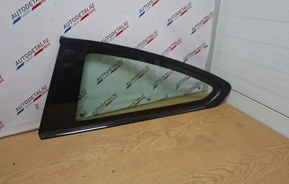 Rear side window