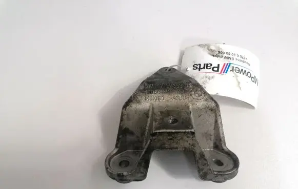 BMW X5 E70 Steering rack mounting bracket 7137353