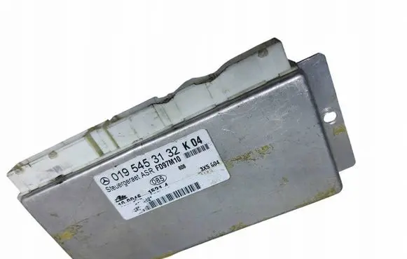 Mercedes-Benz C W203 ABS control unit/module 0195453132 FD97M10