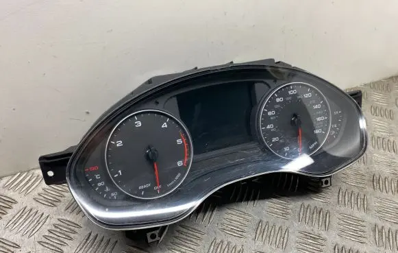 Audi A6 C7 Speedometer (instrument cluster) 4G8920951E 0263678068