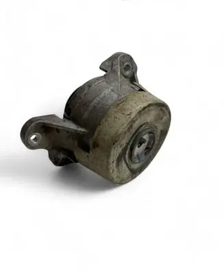 Engine mount bracket
