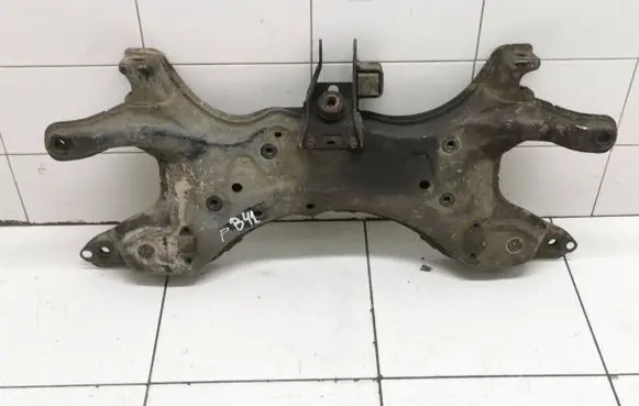 Toyota Prius (XW20) Front subframe